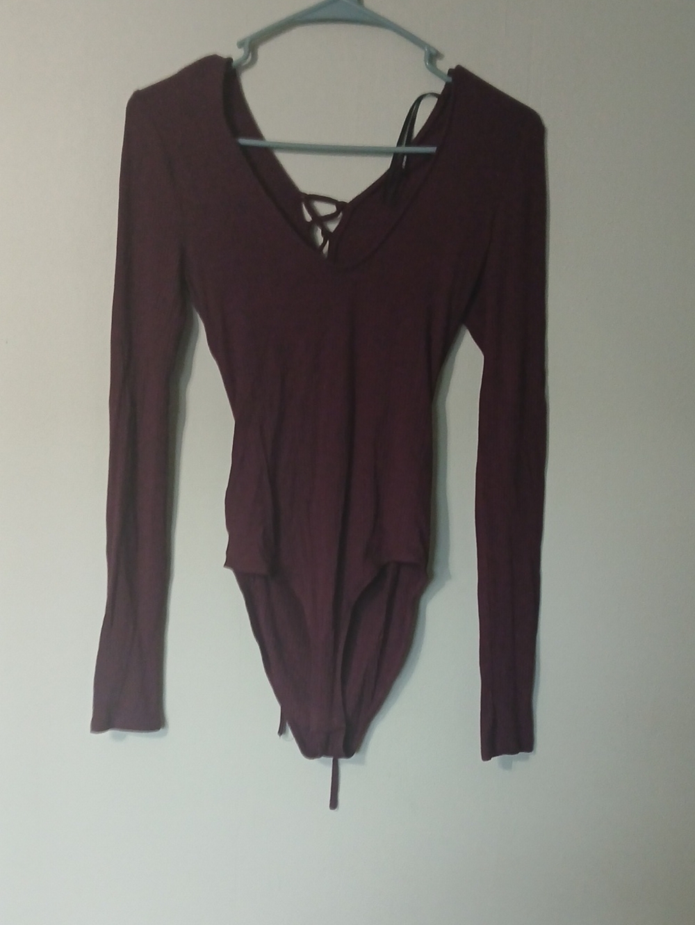 Forever 21 Long Sleeve Burgundy V-Neck Lace-Up Bodysuit Size S